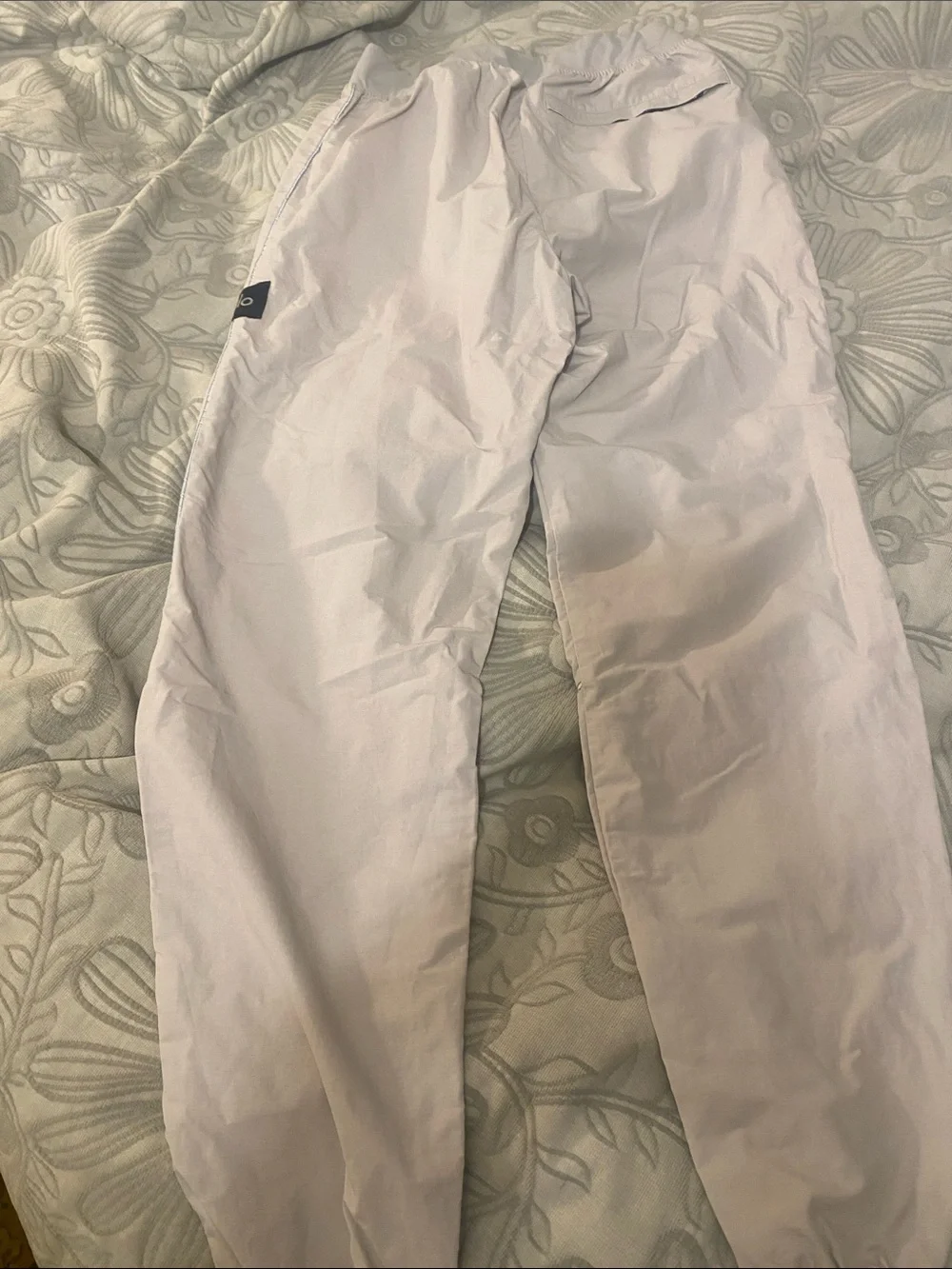 Alo yoga S joggers excellent like new